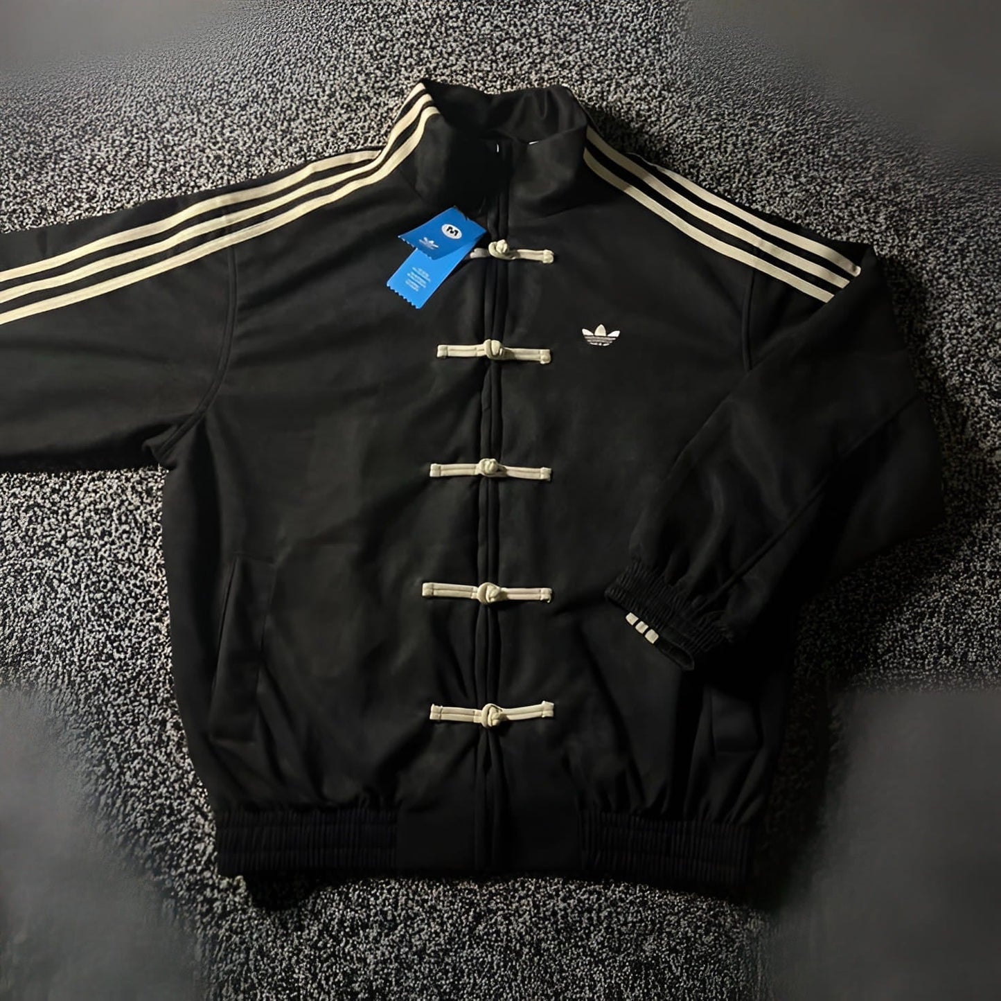 CNY-Dragon Embroidered Bomber – Asian Streetwear Spring Festival Outfit